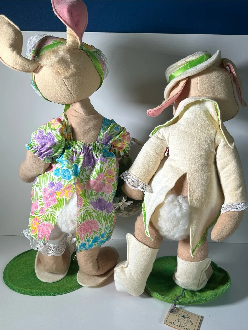 Vintage Annalee 20” Easter Bunny Rabbit Dolls Pair Mr Mrs USA Spring Floral 90’s